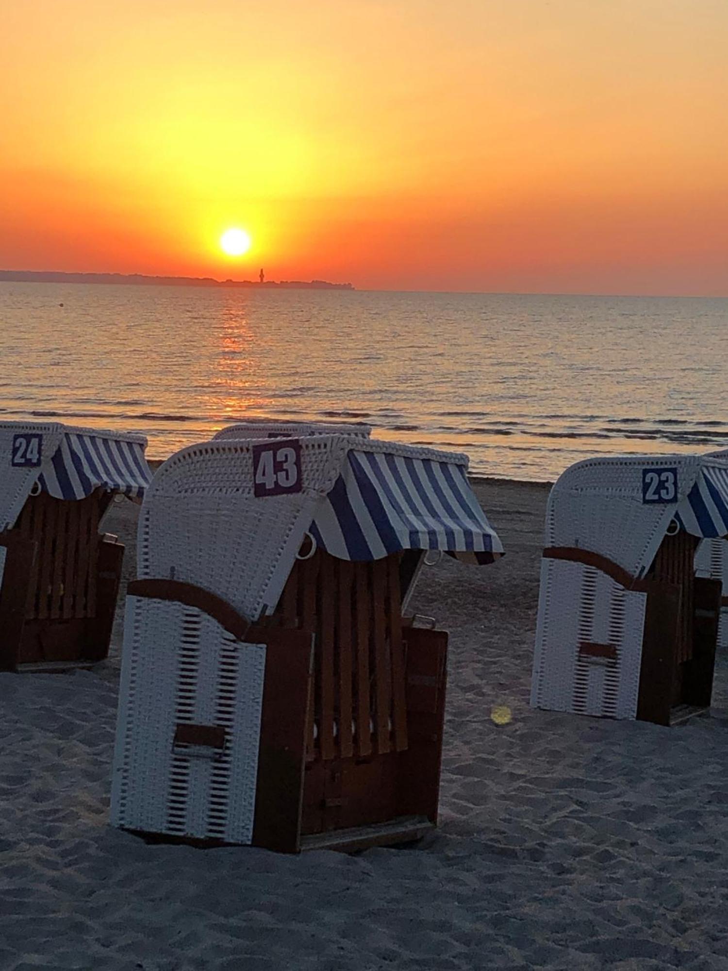Ferienwohnung- Nur 60 Meter Vom Strand Scharbeutz Exterior photo